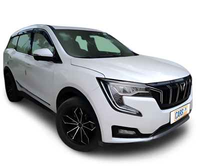 Mahindra XUV700-img
